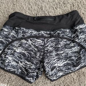 Lululemon speed short